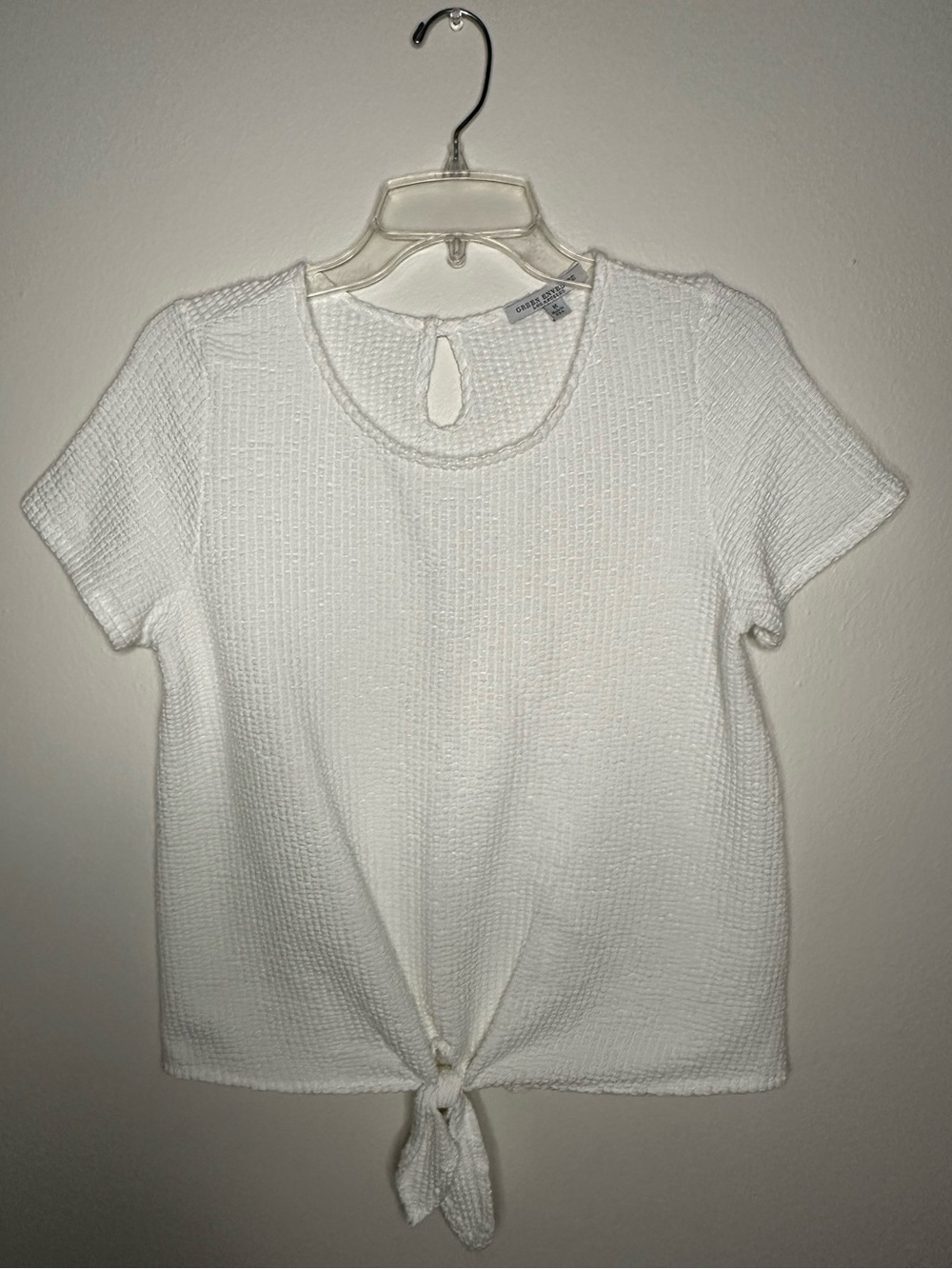Green Envelope Medium egg shell cotton/poly/spandex w/ tie & keyhole closure.